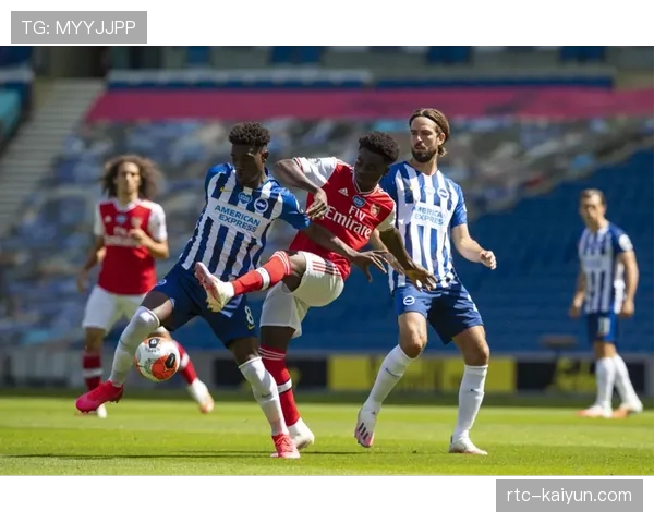 布莱顿vs水晶宫半场数据：海鸥军团传球超400脚，但射正次数为0