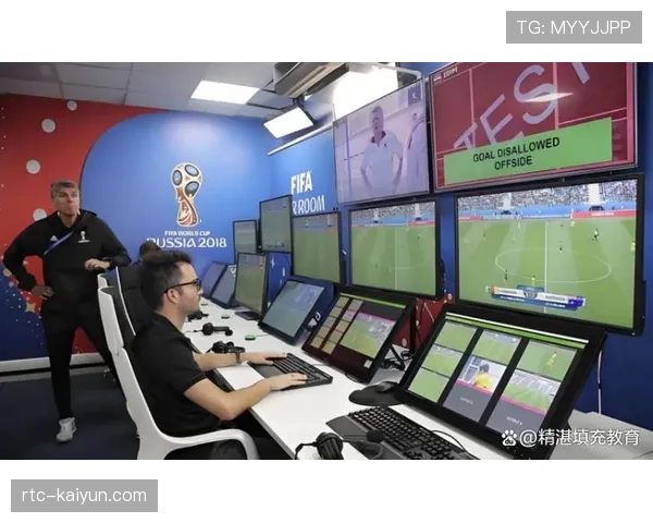 英超引入半自动越位技术(SAOT)的测试已于三月在国际比赛日期间进行。 英超引入半自动越位技术(SAOT)的测试已于三月在国际比赛日期间进行。